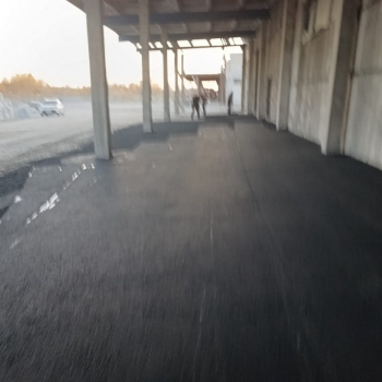 Укладка асфальта на  территории предприятия - Благострой - укладка брусчатки. Бетонные топпинговые полы. Асфальтирование.