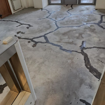 Ремонт полов. - Благострой - укладка брусчатки. Бетонные топпинговые полы. Асфальтирование.